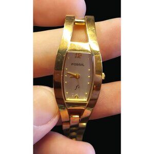 Fossil Womens Gold-Tone Stainless Steel Watch With Linked Bracelet 1027